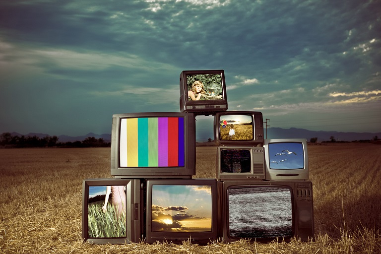 Can I still use IPTV services with an older TV? — illustration 1